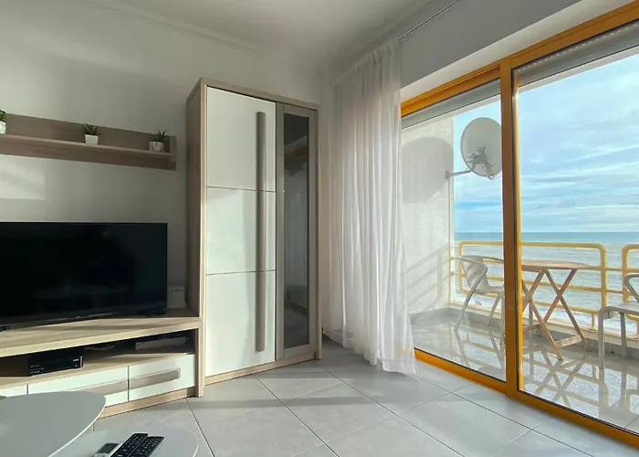 Apartment Frente Ii By Homeslow